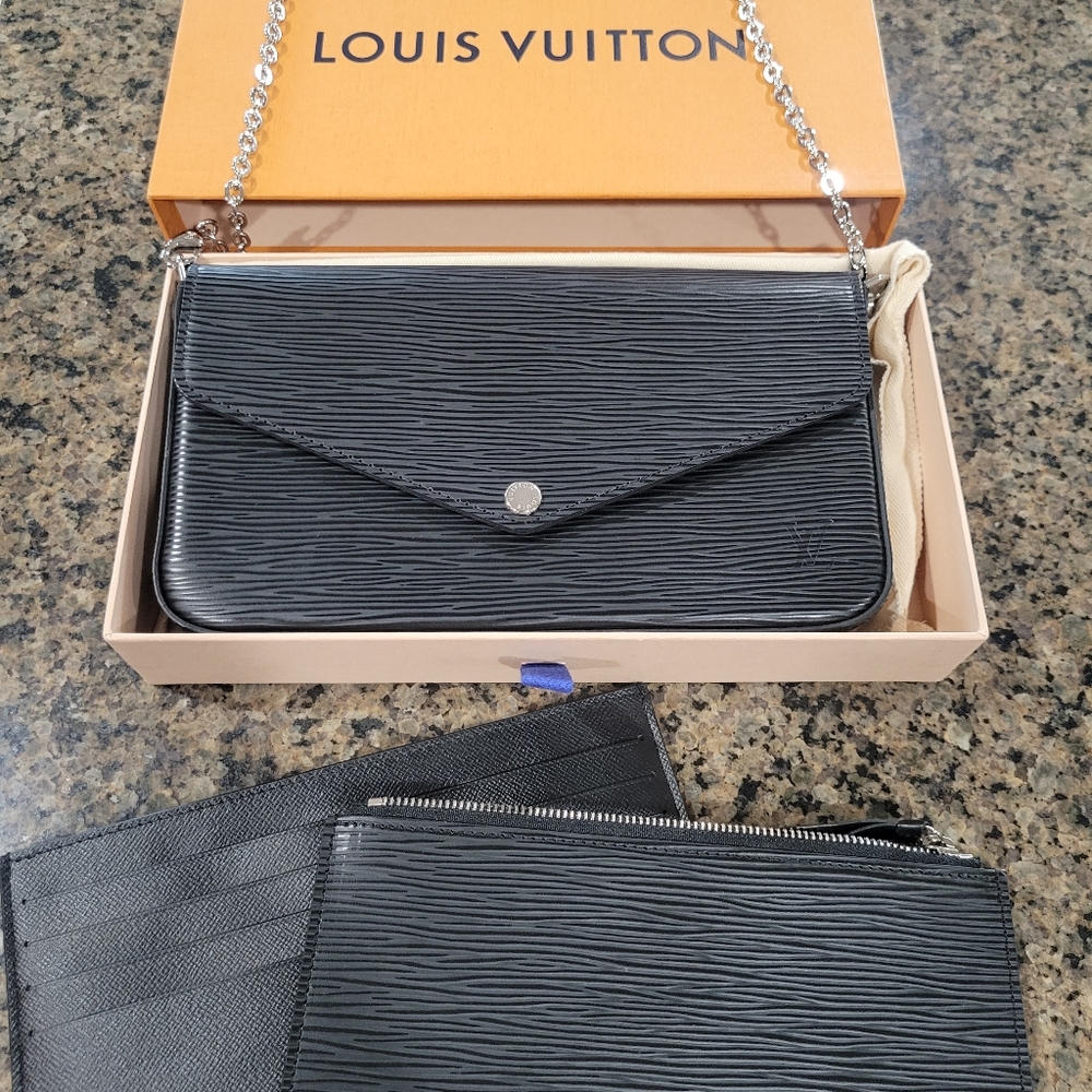 Louis Vuitton Felicie epi leather pochette